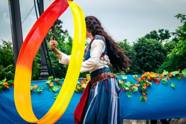 Reims, Fransa, 31 Mayıs 2025 Eğlence, Jean d 'Arc önderliğindeki Charles VII' nin taç giyme töreninde 17 Temmuz 1429 'da Reims' de gerçekleşti..