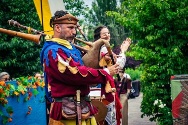 Reims, Fransa, 31 Mayıs 2025 Eğlence, Jean d 'Arc önderliğindeki Charles VII' nin taç giyme töreninde 17 Temmuz 1429 'da Reims' de gerçekleşti..