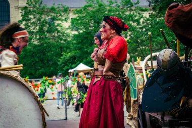 Reims, Fransa, 31 Mayıs 2025 Eğlence, Jean d 'Arc önderliğindeki Charles VII' nin taç giyme töreninde 17 Temmuz 1429 'da Reims' de gerçekleşti..