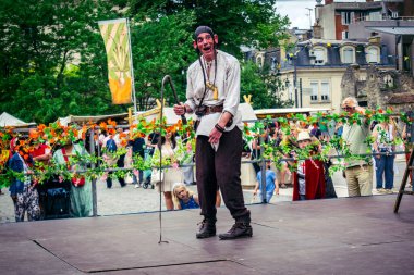 Reims, Fransa, 31 Mayıs 2025 Eğlence, Jean d 'Arc önderliğindeki Charles VII' nin taç giyme töreninde 17 Temmuz 1429 'da Reims' de gerçekleşti..