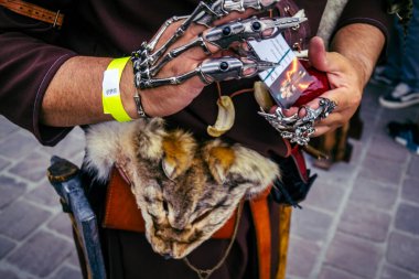 Reims, Fransa, 31 Mayıs 2025 Eğlence, Jean d 'Arc önderliğindeki Charles VII' nin taç giyme töreninde 17 Temmuz 1429 'da Reims' de gerçekleşti..