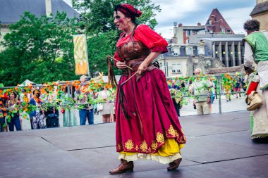 Reims, Fransa, 31 Mayıs 2025 Eğlence, Jean d 'Arc önderliğindeki Charles VII' nin taç giyme töreninde 17 Temmuz 1429 'da Reims' de gerçekleşti..