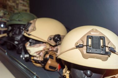 Kharkiv, Ukrayna, 9 Haziran 2025 Cezalandırıcı askeri mağazası, en iyi orjinal ordu ve taktik ürünleri sunar, askeri, özel taktik birimler ve polis için yüksek kaliteli askeri teçhizat..