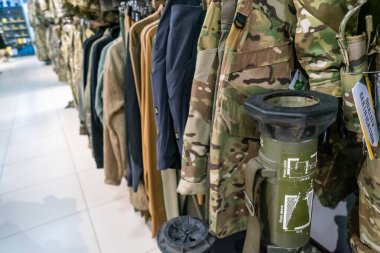 Kharkiv, Ukrayna, 9 Haziran 2025 Cezalandırıcı askeri mağazası, en iyi orjinal ordu ve taktik ürünleri sunar, askeri, özel taktik birimler ve polis için yüksek kaliteli askeri teçhizat..