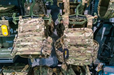 Kharkiv, Ukrayna, 9 Haziran 2025 Cezalandırıcı askeri mağazası, en iyi orjinal ordu ve taktik ürünleri sunar, askeri, özel taktik birimler ve polis için yüksek kaliteli askeri teçhizat..