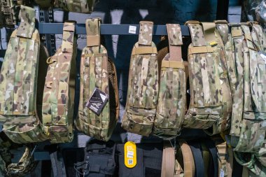 Kharkiv, Ukrayna, 9 Haziran 2025 Cezalandırıcı askeri mağazası, en iyi orjinal ordu ve taktik ürünleri sunar, askeri, özel taktik birimler ve polis için yüksek kaliteli askeri teçhizat..