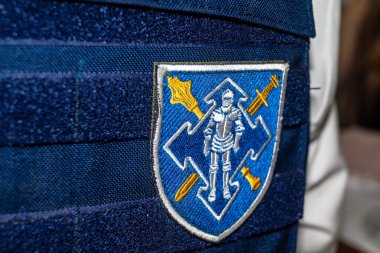 Ruska Lozova, Ukrayna, 21 Temmuz 2025. STK 'lar SAFE ve Dignitas Ukrayna mobil klinikler işletiyor. Dr. Valeria Dolyk ve hemşire Ania ön cepheye yakın köylerdeki yaşlıları ve engellileri tedavi ediyorlar..