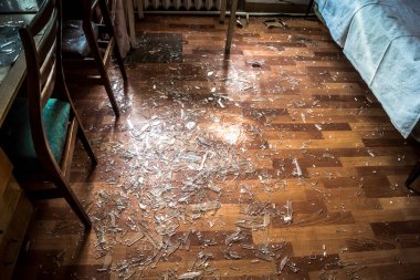 Kharkiv, Ukrayna, 25 Temmuz 2025 Rusya Kharkiv 'deki hastaneyi güdümlü hava bombasıyla vurdu. Grev sonucunda, binanın ikinci katı ve çatısı kısmen tahrip edildi..