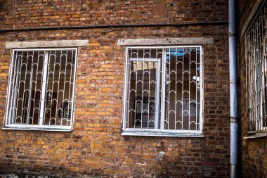 Kharkiv, Ukrayna, 25 Temmuz 2025 Rusya Kharkiv 'deki hastaneyi güdümlü hava bombasıyla vurdu. Grev sonucunda, binanın ikinci katı ve çatısı kısmen tahrip edildi..