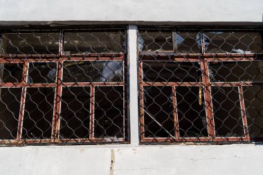 Kharkiv, Ukrayna, 26 Temmuz 2025 Rusya Kharkiv 'deki bir spor tesisini güdümlü hava bombasıyla bombaladı. Kompleks kısmen yok edildi. Siviller Rus saldırılarının başlıca hedefleri..