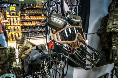 Kharkiv, Ukrayna, 29 Temmuz 2025 Cezalandırıcı askeri mağazası en iyi orjinal ordu ve taktik malzemeleri sunar. Askeri, özel taktik birimler ve polis için yüksek kaliteli askeri teçhizat..