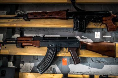 Kharkiv, Ukrayna, 29 Temmuz 2025 Cezalandırıcı askeri mağazası en iyi orjinal ordu ve taktik malzemeleri sunar. Askeri, özel taktik birimler ve polis için yüksek kaliteli askeri teçhizat..