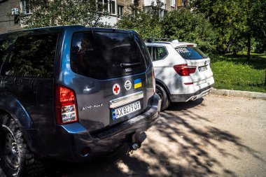 Kharkiv, Ukrayna, 31 Temmuz 2025 Ukrayna 'nın ön cephesi yakınlarındaki Harkiv caddeleri. Şehir savaş bölgelerine çok yakın ve her gün Rus İHA 'ları ya da füzeleri tarafından saldırıya uğruyor..