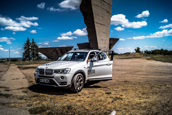 Донбасс, Украина, 31 июля 2025 года Военные репортажи имеют важное значение, они информируют мир об актах войны, совершенных против гражданского населения русскими захватчиками.