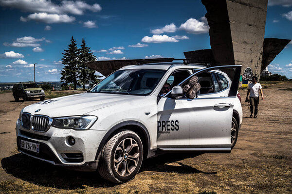 Донбасс, Украина, 31 июля 2025 года Военные репортажи имеют важное значение, они информируют мир об актах войны, совершенных против гражданского населения русскими захватчиками.