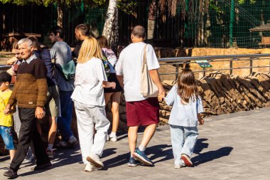 Kharkiv, Ukrayna, 29 Ağustos 2025 Kharkiv Hayvanat Bahçesi, 1895 'te kurulan bir hayvanat bahçesi. Savaşa ve Kharkiv şehrine saldırı riskine rağmen burası hala açık..