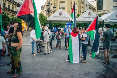 Cordoba, İspanya, 2 Ekim 2025 Filistin yanlısı gösteri Cordoba 'nın merkezinde. Arap sokak propagandası İspanya 'da ve İsrail' e karşı..