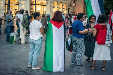 Cordoba, İspanya, 2 Ekim 2025 Filistin yanlısı gösteri Cordoba 'nın merkezinde. Arap sokak propagandası İspanya 'da ve İsrail' e karşı..