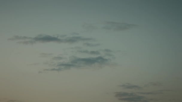 乌云和太阳 日出时乌云 — 图库视频影像