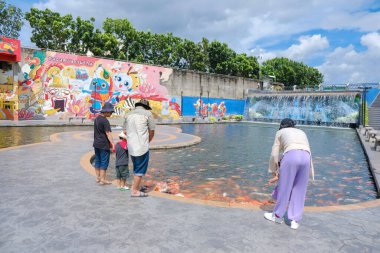 Ko Yuan Kanal Parkı, Nakhon Sawan, Tayland 'da ünlü bir yer.