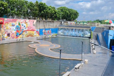Ko Yuan Kanal Parkı, Nakhon Sawan, Tayland 'da ünlü bir yer.