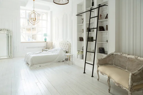Stylish Luxury White Bedroom Interior Design Soft Day Light Elegant — Stock Photo, Image