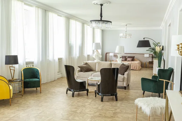 Luxus Interieur Einer Modernen Wohnung Hellen Farben Mit Stilvollen Möbeln — Stockfoto