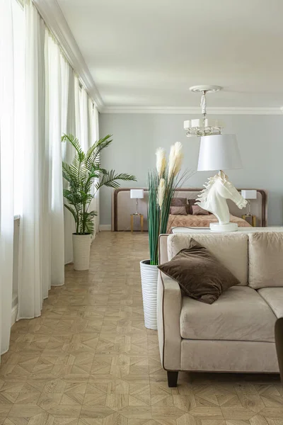 Interior Lujo Apartamento Moderno Colores Brillantes Con Muebles Elegantes Cocina — Foto de Stock