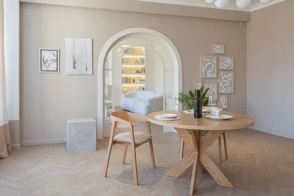 Modieus Modern Design Luxe Appartement Lichte Kleuren Heldere Dag Achter — Stockfoto