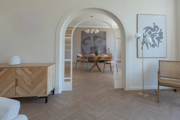 Elegante Apartamento Luxo Design Moderno Cores Claras Dia Brilhante Atrás — Fotografia de Stock