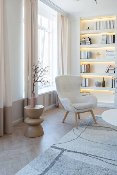 Moderno Appartamento Lusso Design Alla Moda Colori Chiari Giornata Luminosa — Foto Stock