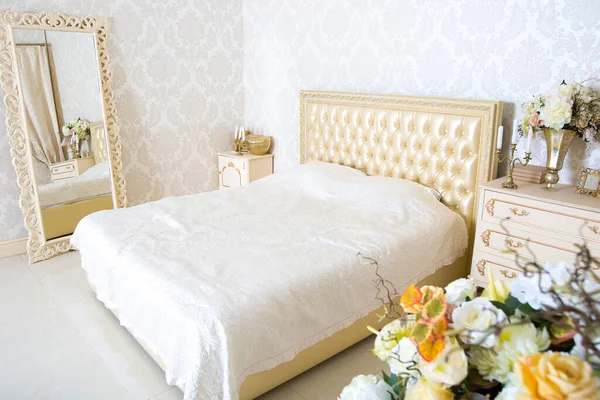 stock image Luxury elegant white with gold interior design of bedroom