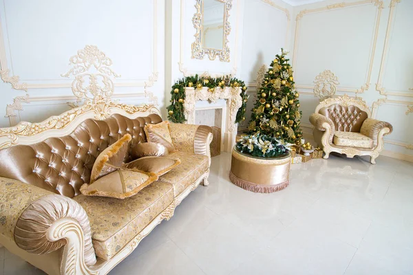 Luxury Living Room Interior Decorated Chic Christmas Tree — Stock Photo, Image