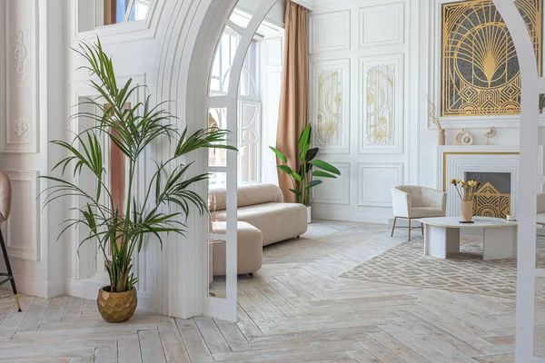 Snow White Luxury Apartment Interior Egyptian Style Decor Light Stylish — Stock Photo, Image