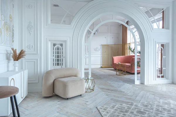 Snow White Luxury Apartment Interior Egyptian Style Decor Light Stylish — Stock Photo, Image