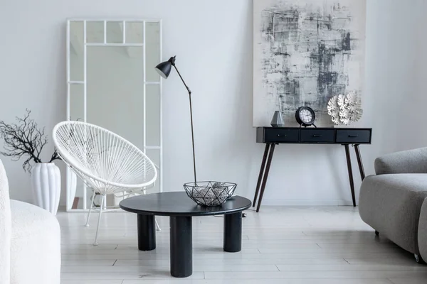 Moderno Diseño Interior Minimalista Luz Habitación Monocromática Brillante Con Muebles —  Fotos de Stock