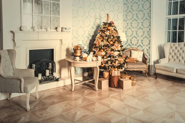 Luxury Interior Living Room Decorated Christmas Tree Gifts Wooden Floor — Stock Photo, Image