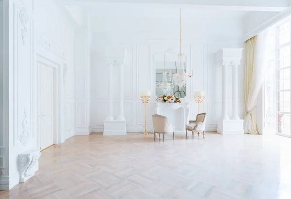 Modern Licht Schoon Rijke Barokke Stijl Interieur Met Schommel — Stockfoto