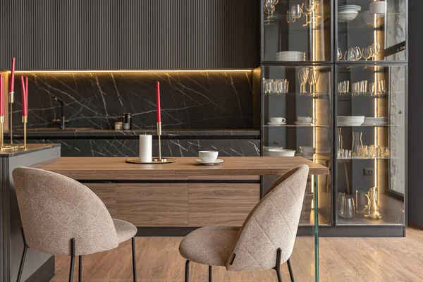 Kuchyňský Kout Elegantním Drahém Interiéru Luxusního Domu Tmavě Černo Hnědým — Stock fotografie