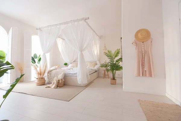 Gezellig Interieur Van Een Licht Balinese Stijl Appartement Met Witte — Stockfoto