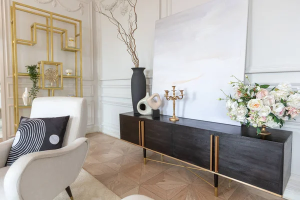 Rico Interior Lujo Una Acogedora Habitación Con Muebles Modernos Elegantes — Foto de Stock