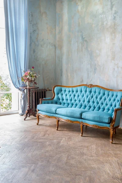 Gezellige Woonkamer Interieur Met Chique Mooie Antieke Barokke Blauwe Meubels — Stockfoto