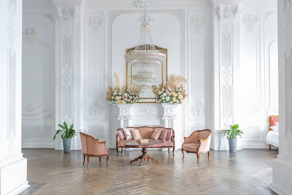 Királyi Barokk Stílusú Luxus Flancos Belső Nagy Szoba Extra Fehér — Stock Fotó