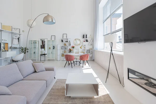 Acogedor Diseño Interior Moderno Lujo Apartamento Estudio Colores Blanco Extra — Foto de Stock