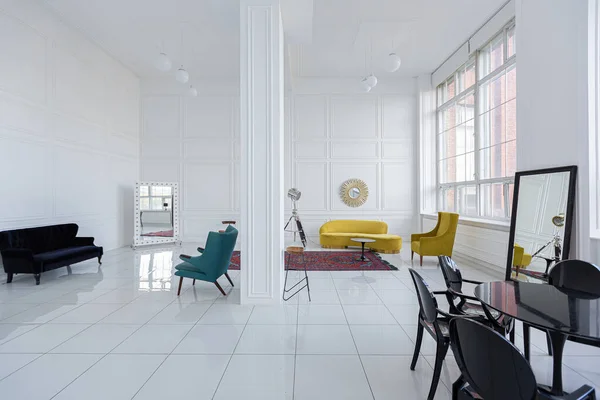 Design Intérieur Futuriste Moderne Mode Hall Blanc Spacieux Avec Des — Photo