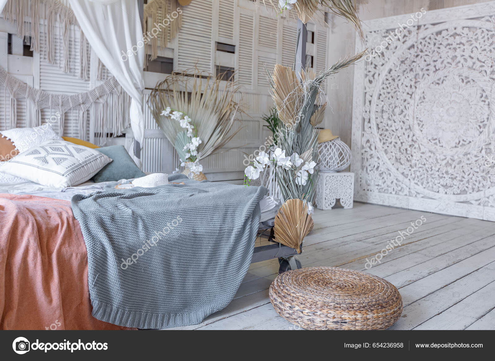 Balinese Style Bedroom Interior Canopy Bed Lots Textiles Decoration Wicker  Stock Photo by ©4595886 654236958