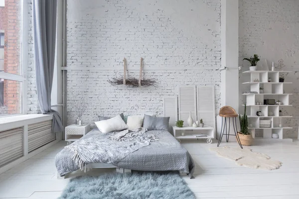 Geräumige Stilvolle Moderne Trendige Loft Wohnung Weiß Und Hellen Farben — Stockfoto