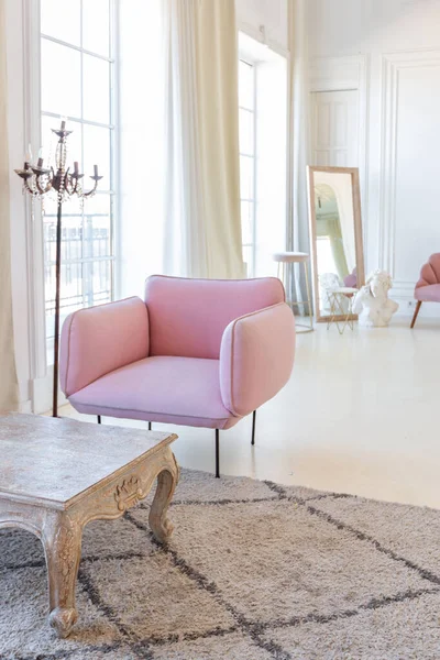 Delicada Acogedora Luz Interior Sala Estar Con Muebles Modernos Elegantes — Foto de Stock