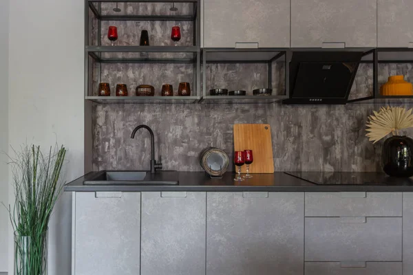 Modern Luxe Design Van Een Bruut Appartement Interieur Met Bogen — Stockfoto