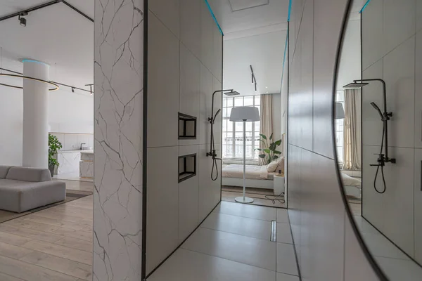 Elegante Área Chuveiro Elegante Design Luxo Moderno Minimalista Uma Casa — Fotografia de Stock